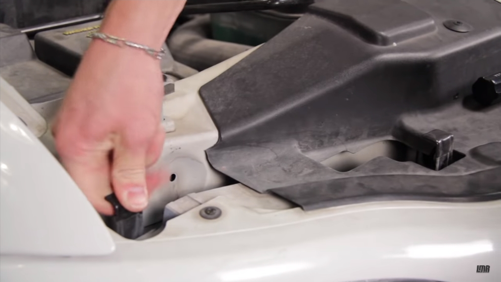 How To Install Ford Lightning Headlights (99-04) - How To Install Ford Lightning Headlights (99-04)