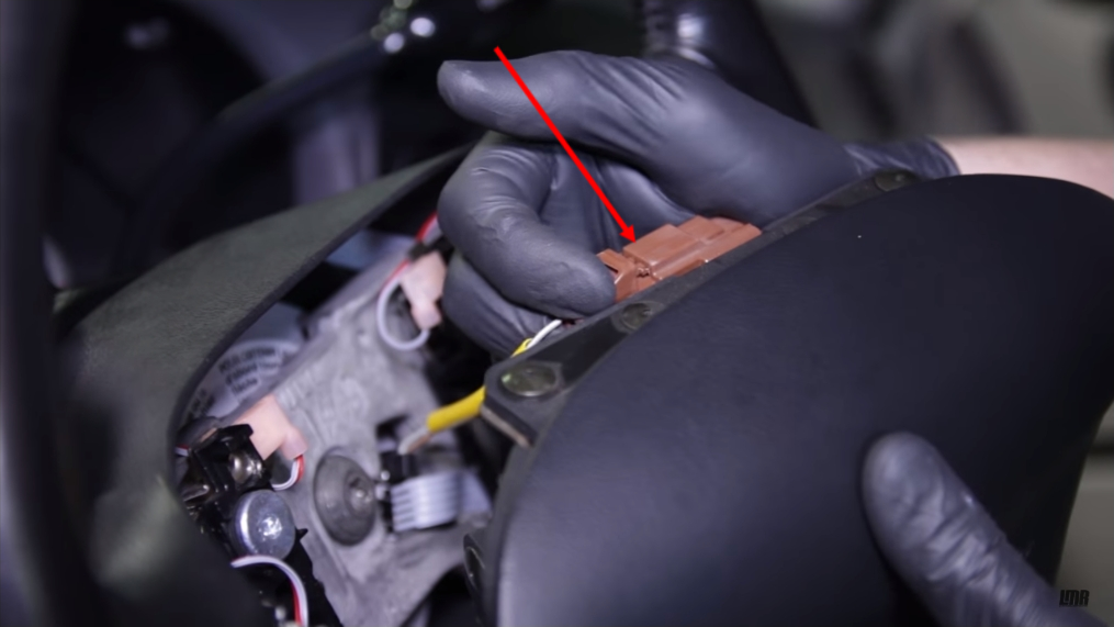 How To Install Ford Lightning Cruise Control Buttons (99-04) - How To Install Ford Lightning Cruise Control Buttons (99-04)