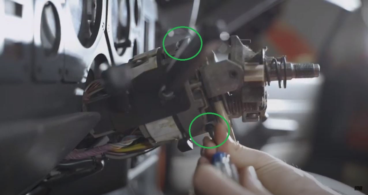 How To Adjust/Fix Fox Body Steering Column | 83-89 Mustang - How To Adjust/Fix Fox Body Steering Column | 83-89 Mustang