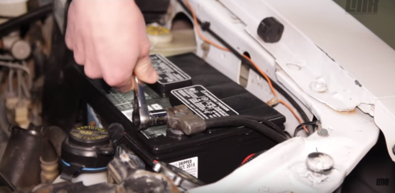 How To: Install 1987-1993 Mustang Performance Automatic TV Cable - How To: Install 1987-1993 Mustang Performance Automatic TV Cable
