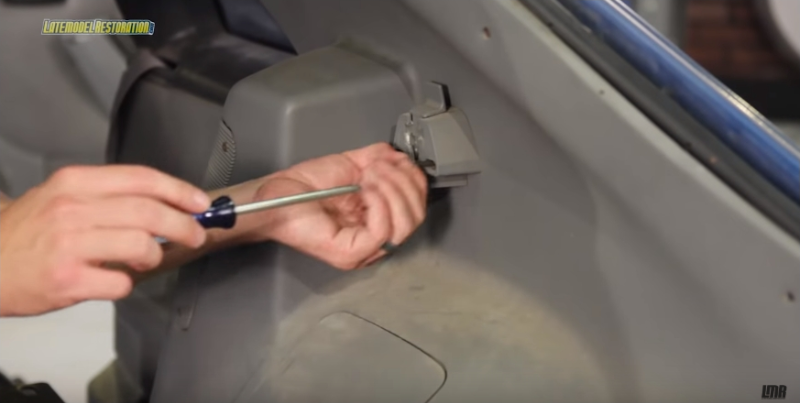 How To Install Fox Body Mustang Quarter Windows (87-93) - How To Install Fox Body Mustang Quarter Windows (87-93)