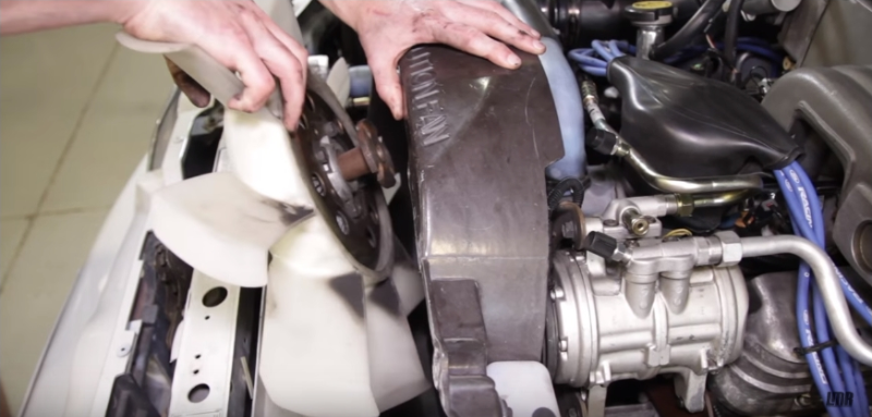 How To Install Mustang Aluminum Electric Fan & Shroud Kit (79-93) - How To Install Mustang Aluminum Electric Fan & Shroud Kit (79-93)