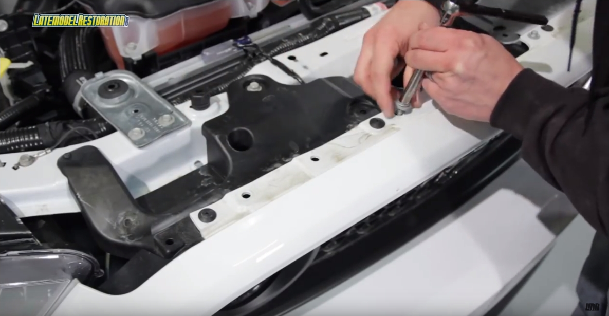 How To Install Roush Mustang Lower Grille Delete (13-14) - How To Install Roush Mustang Lower Grille Delete (13-14)