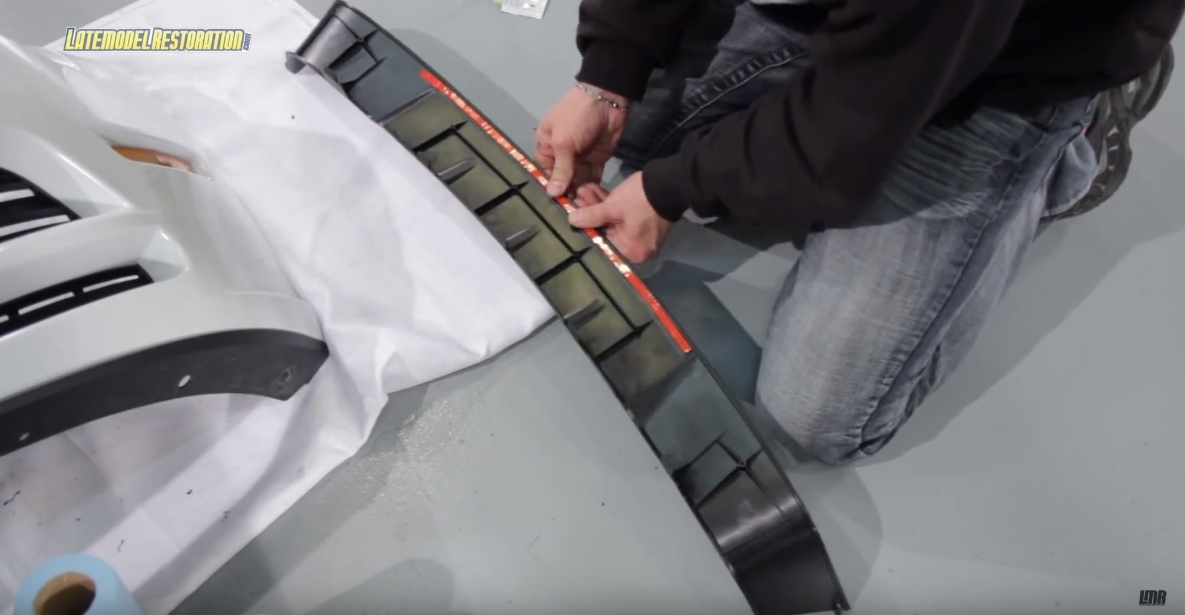 How To Install Roush Mustang Lower Grille Delete (13-14) - How To Install Roush Mustang Lower Grille Delete (13-14)