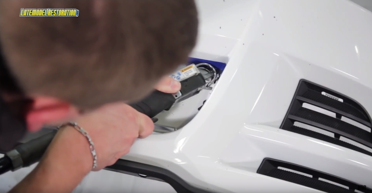 How To Install Roush Mustang Lower Grille Delete (13-14) - How To Install Roush Mustang Lower Grille Delete (13-14)