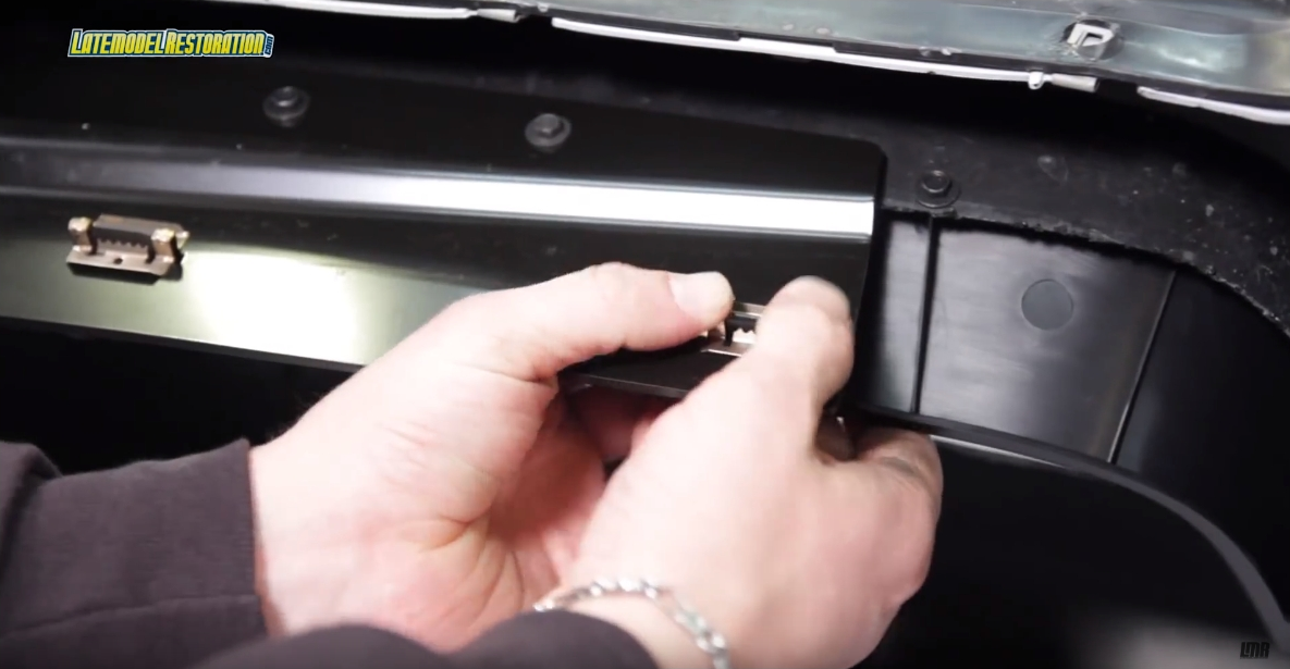 How To Install Roush Mustang Lower Grille Delete (13-14) - How To Install Roush Mustang Lower Grille Delete (13-14)