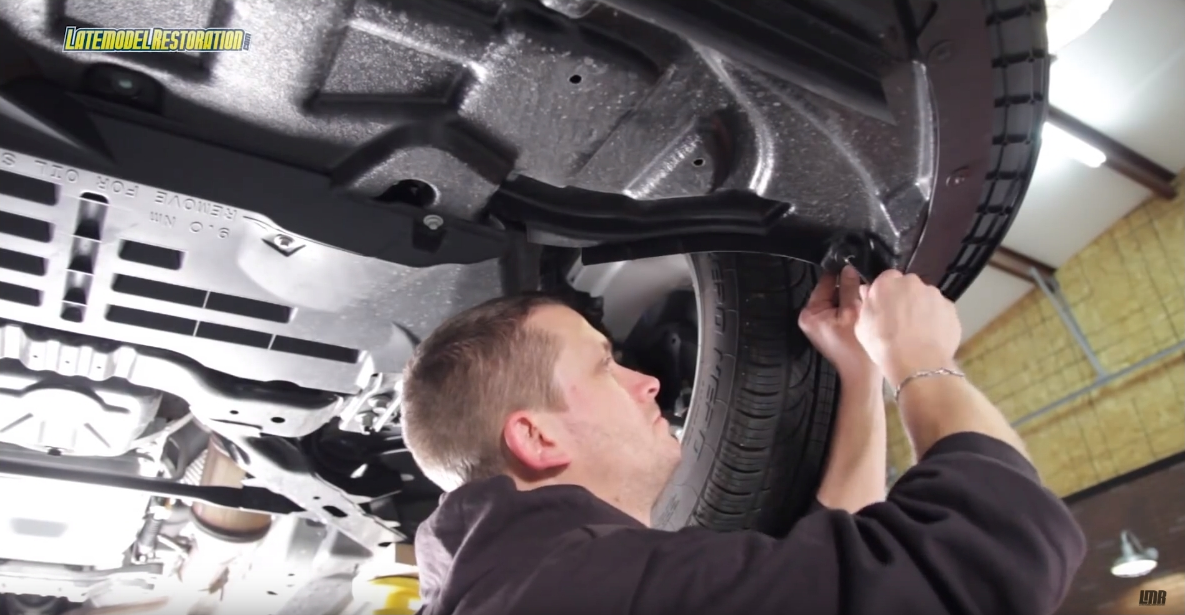 How To Install Roush Mustang Lower Grille Delete (13-14) - How To Install Roush Mustang Lower Grille Delete (13-14)