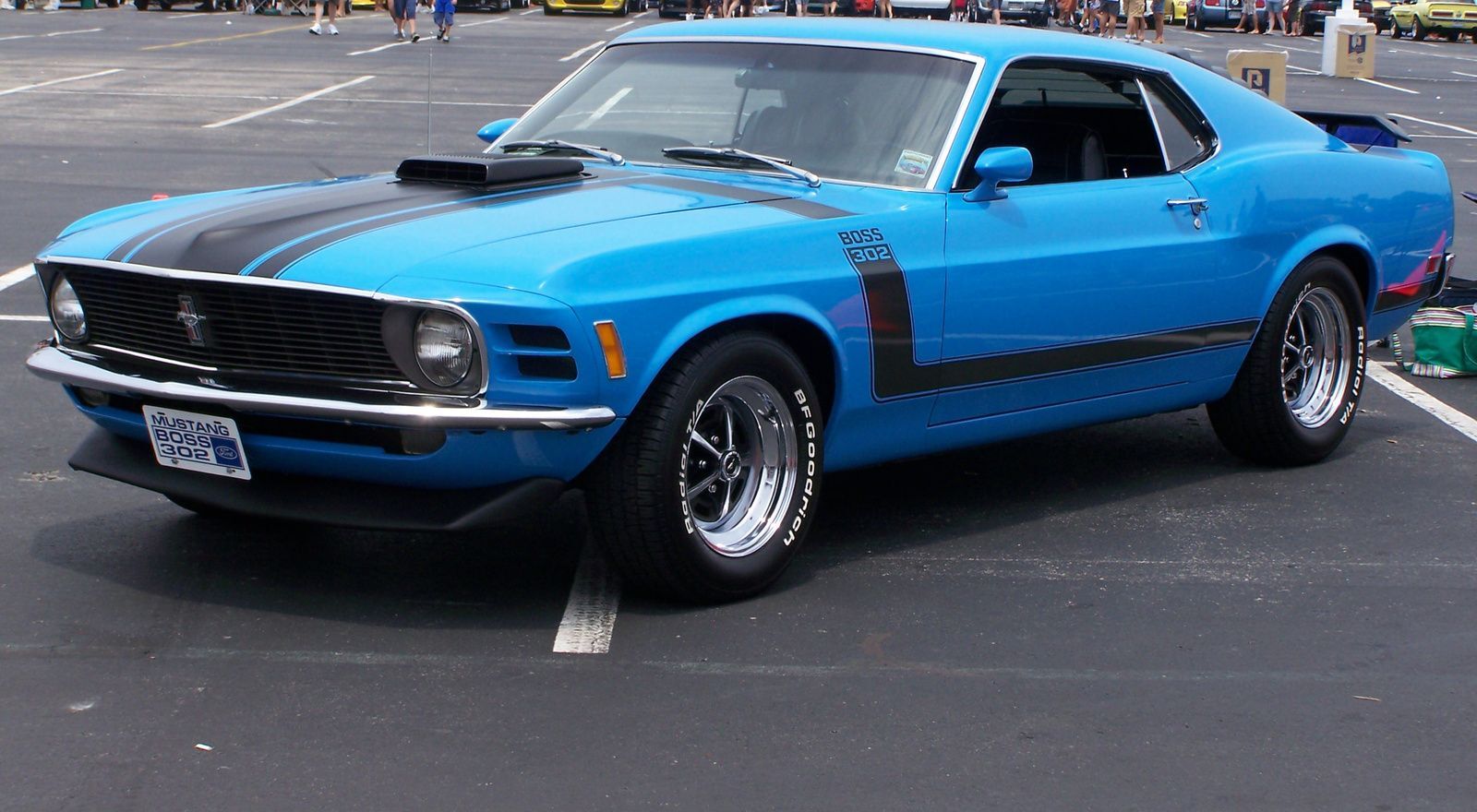 2014 grabber blue mustang